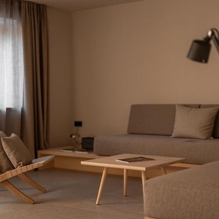 Calva B&B Apartments Malles Venosta Esterno foto