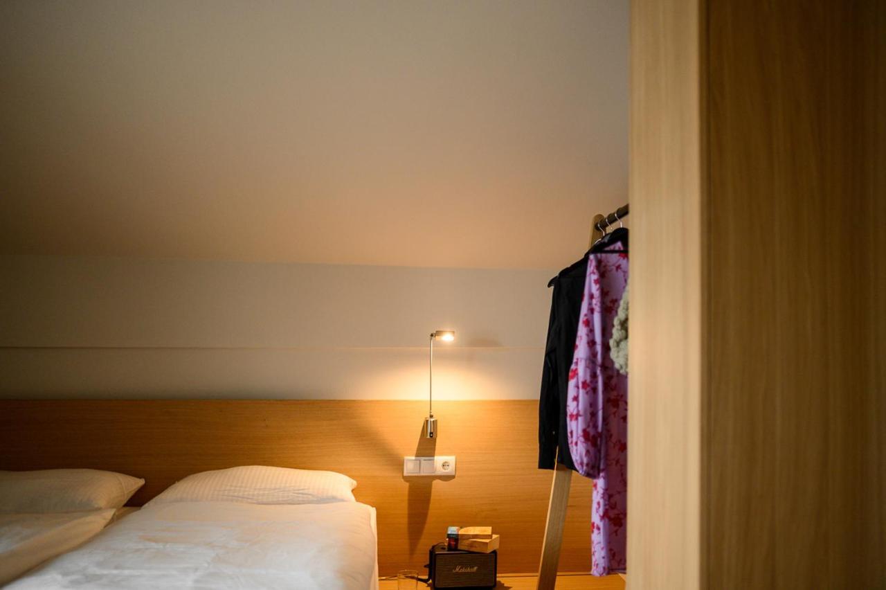 Calva B&B Apartments Malles Venosta Esterno foto